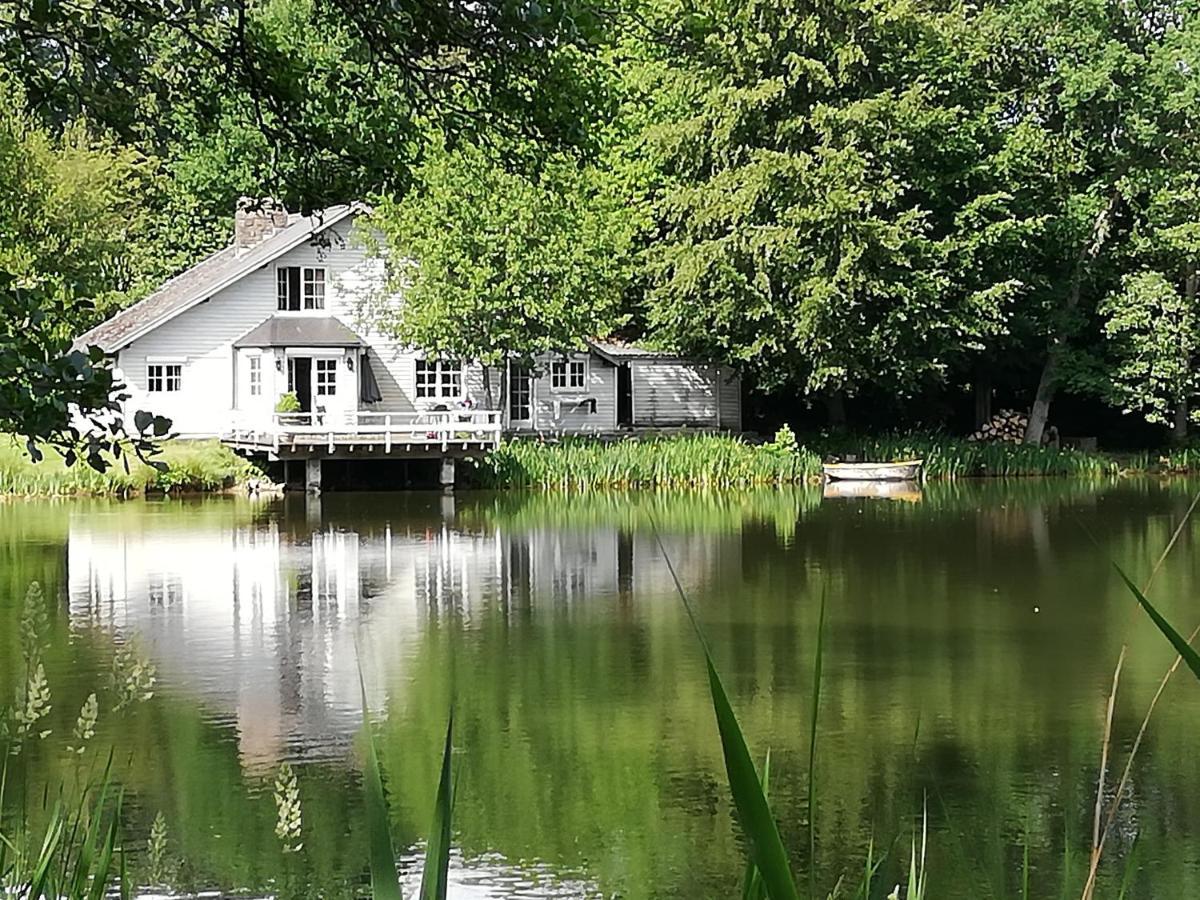 La Maison Du Lac Cul-des-Sarts Eksteriør billede